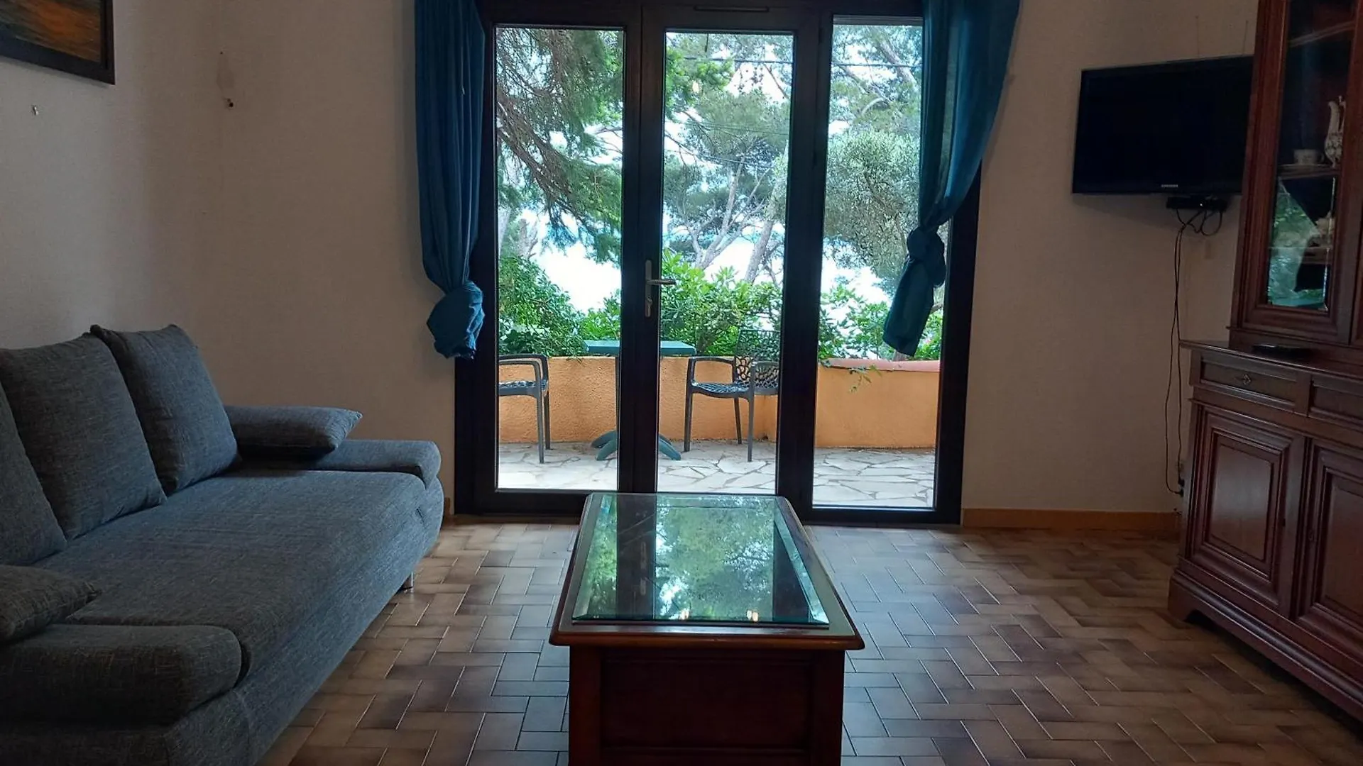 Chambre D Hote Les Heures Claires Istres