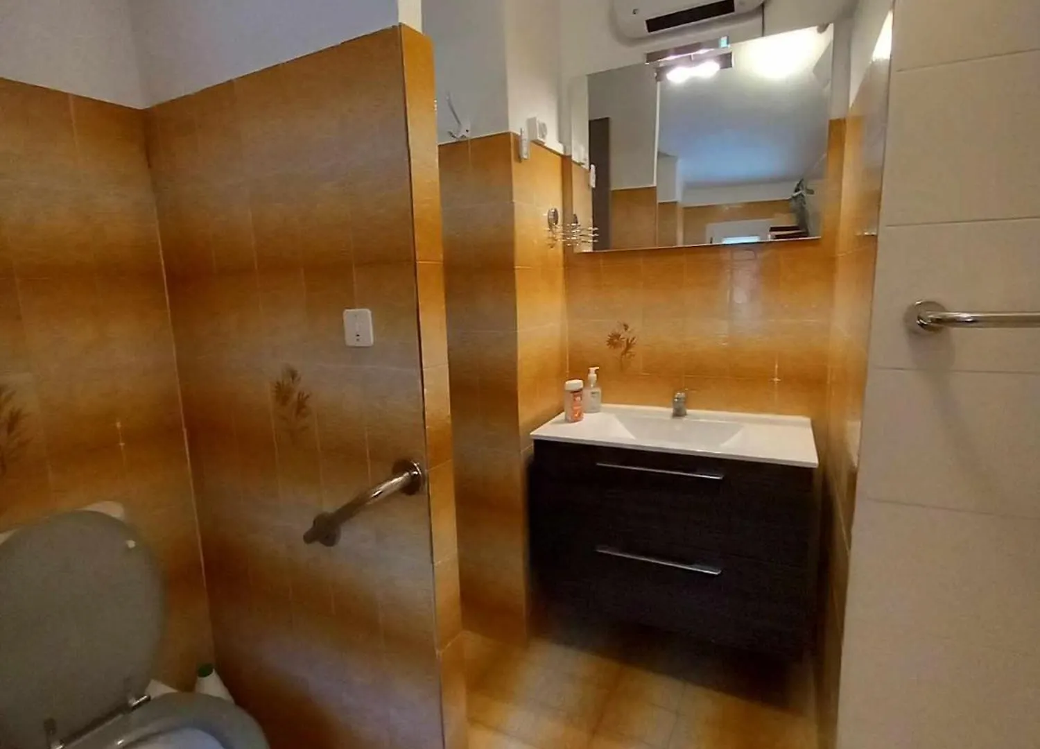 Chambre D Hote Les Heures Claires Istres